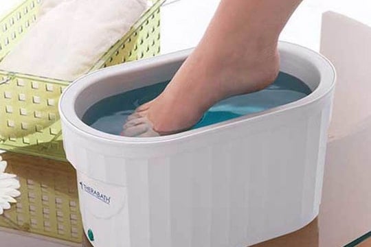 Paraffin Bath on feet